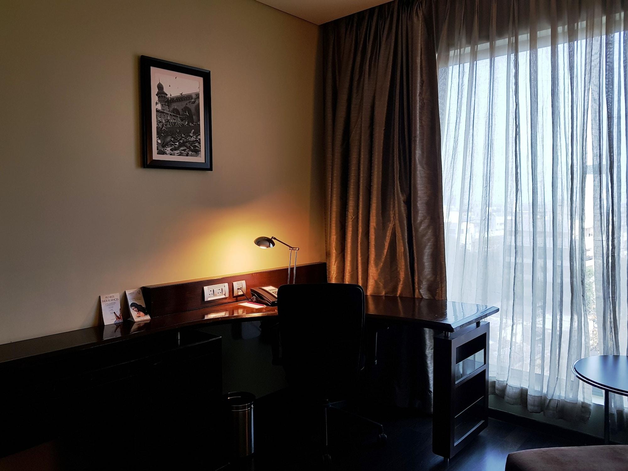 Vivanta Hyderabad, Begumpet מראה חיצוני תמונה A room at the Taj Bengal