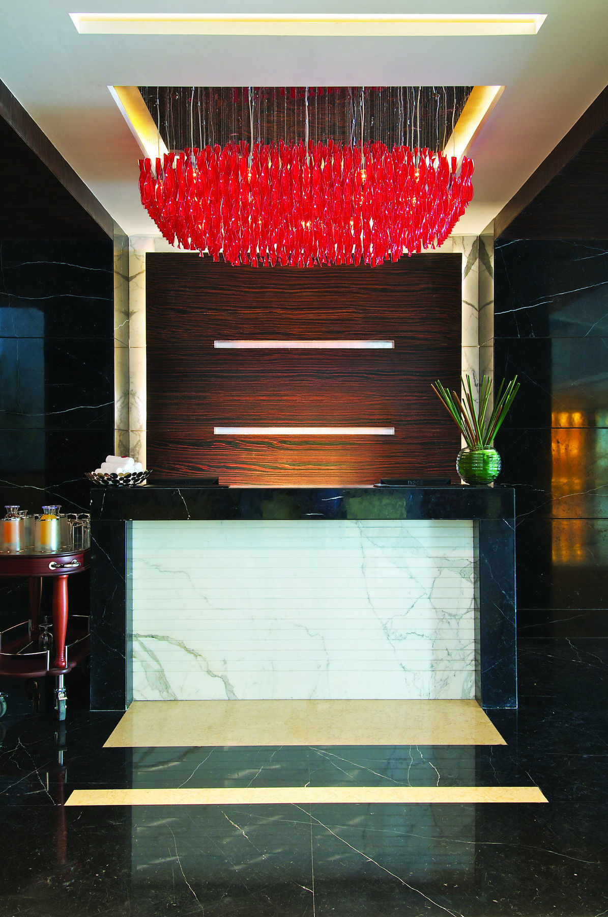 Vivanta Hyderabad, Begumpet מראה פנימי תמונה The lobby of the hotel